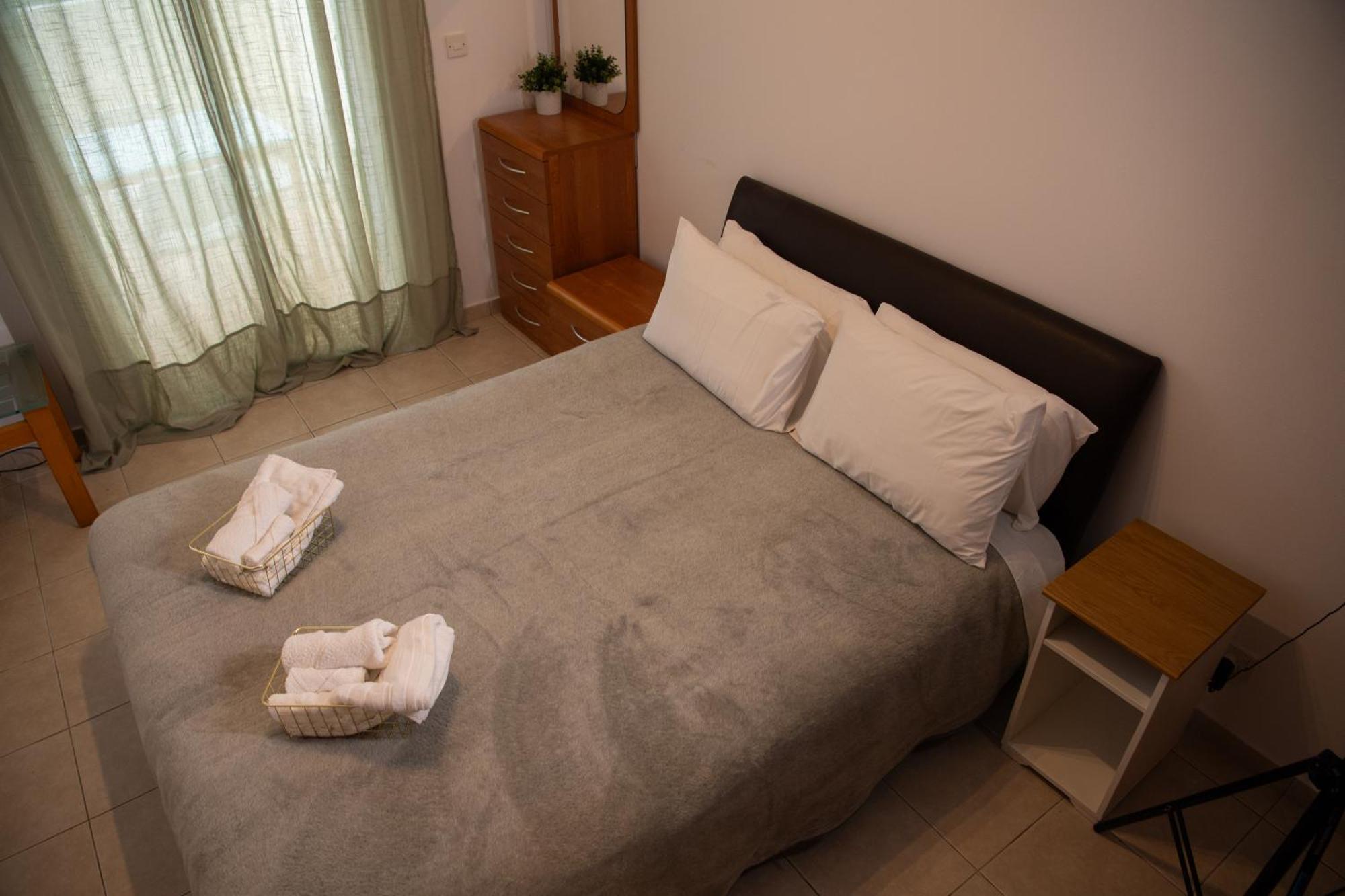 Path Latchi Beachfront Apartments Exterior foto