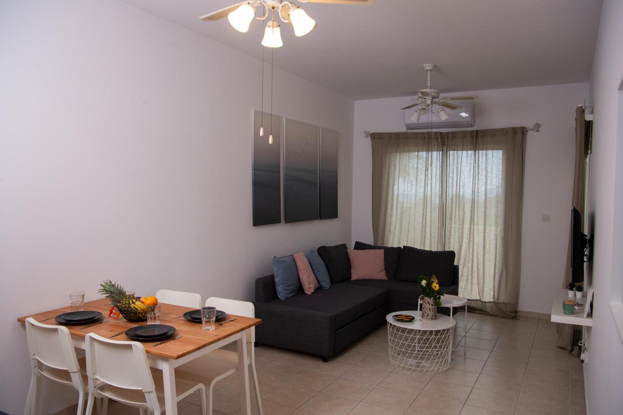 Path Latchi Beachfront Apartments Exterior foto